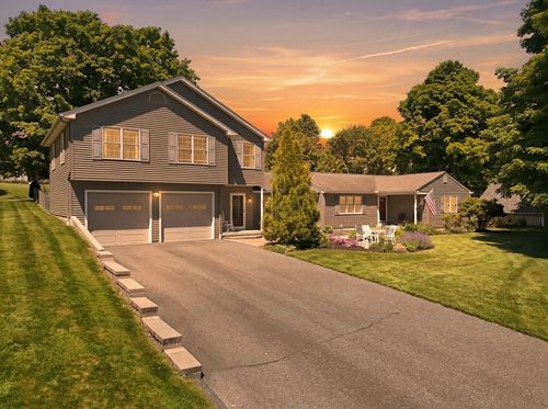 6 Brynmawr Dr, East Longmeadow, MA, 01028-3036 | Card Image