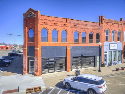 202 E Oklahoma Ave, Guthrie, OK, 73044-3245 | Card Image