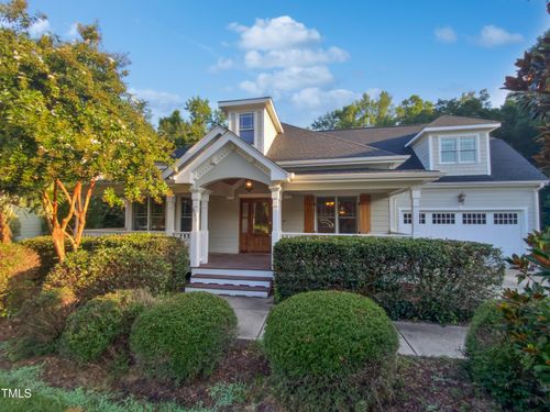 521 Lake Gaston Dr, Fuquay Varina, NC, 27526-3932 | Card Image