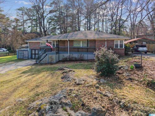 2136 Rockland Dr, HOOVER, AL, 35226-1137 | Card Image