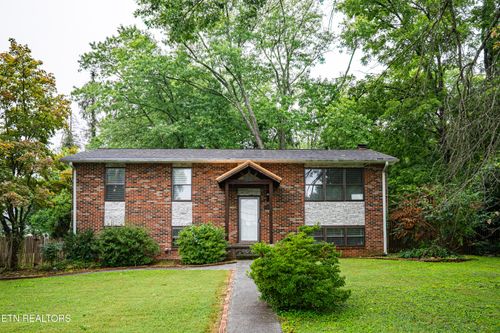 1217 April Drive, Knoxville, TN, 37919 | Card Image