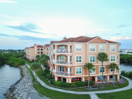1-318-5000 Culbreath Key Way, TAMPA, FL, 33611-3054 | Card Image