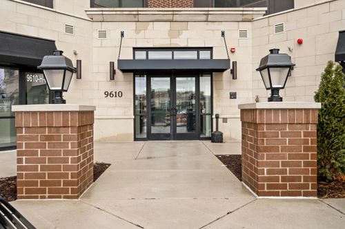307-9610 N Centennial Dr, Munster, IN, 46321-4079 | Card Image