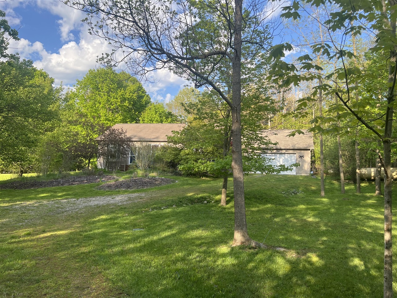 Orchard Ave, South Haven, MI 49090