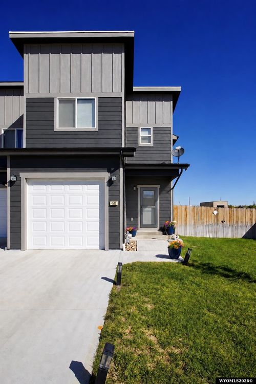 4590 Pontiac St, Mills, WY, 82644-5185 | Card Image