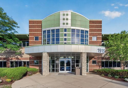 202-1915 Plaza Drive, Eagan, MN, 55122 | Card Image