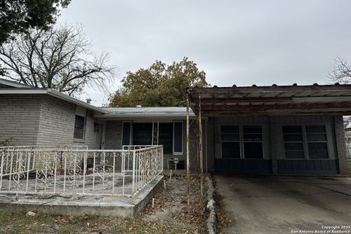 7830 Stagecoach Ln, San Antonio, TX, 78227-3432 | Card Image