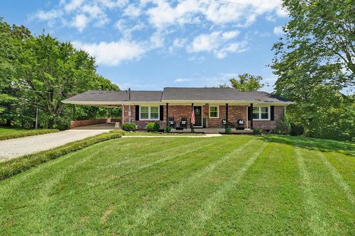 335 Woodland St, Livingston, TN, 38570-1339 | Card Image