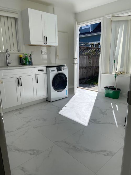 3-5835 Argyle St, Vancouver, BC, V5P3J8 | Card Image