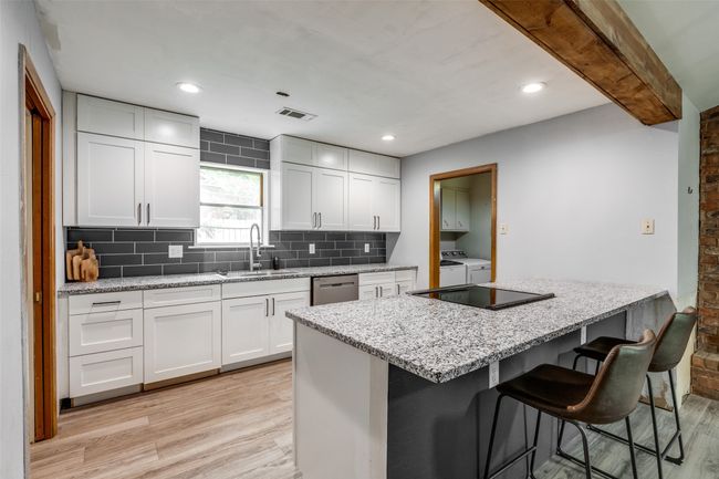 1001 Windsor Dr, House other with 3 bedrooms, 2 bathrooms and null parking in Sherman TX | Image 10