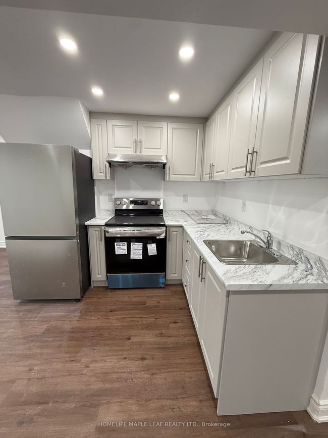 51 Angus Dr, House other with 2 bedrooms, 1 bathrooms and 1 parking in Ajax ON | Image 7