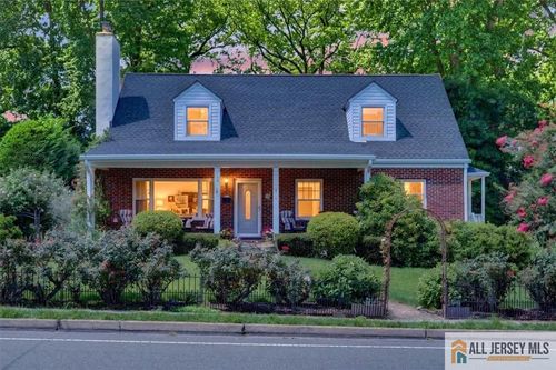 179 Lake Ave, Metuchen, NJ, 08840-2348 | Card Image