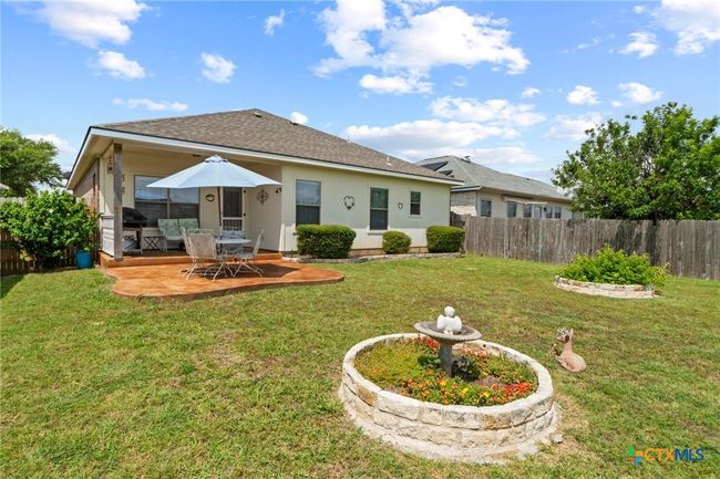 back of house and yard | Image 31