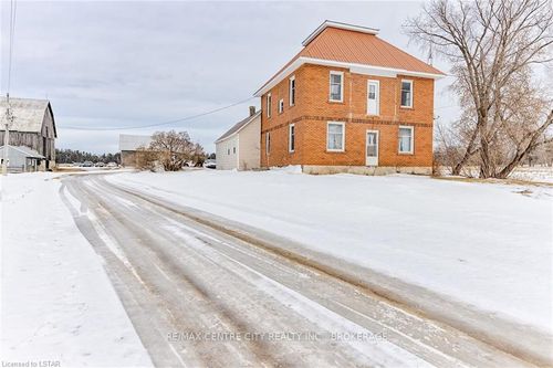 44 Lapasse Rd, Beachburg, ON, K0J1C0 | Card Image