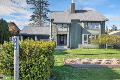 132 Skipton Cres, Campbell River, BC, V9H1H3 | Card Image