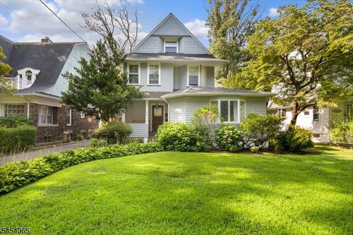 1-46 Hazelwood Rd, Bloomfield, NJ, 07003-5112 | Card Image