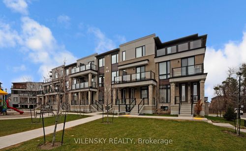 42-45 Knotsberry Cir, Brampton, ON, L6Y6G1 | Card Image