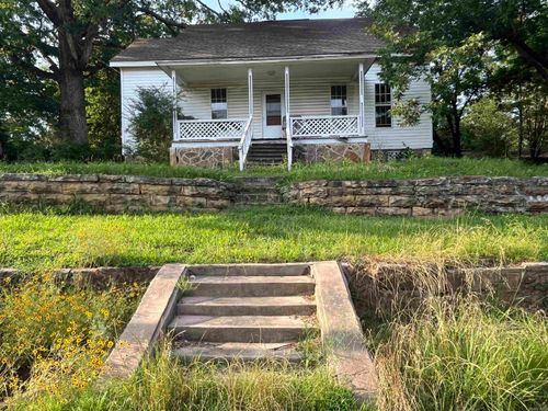 304 W Church St, Plumerville, AR, 72127-8036 | Card Image