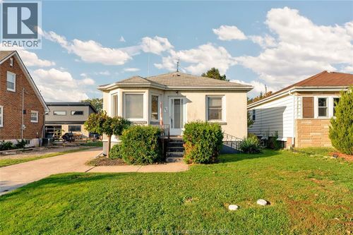1915 Olive Road, Windsor, ON, N8T1R4 | Card Image