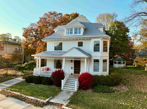 615 Saint Lawrence Ave, Janesville, WI, 53545-4037 | Card Image