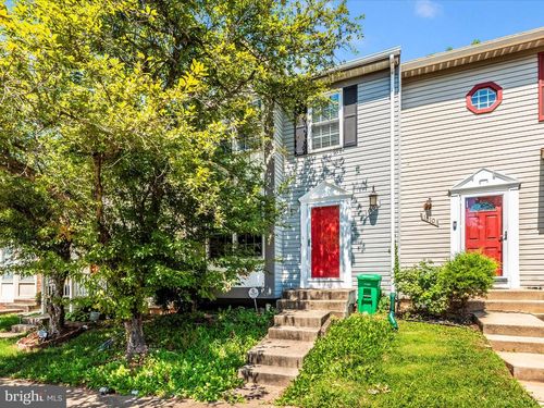 1808 Cedarwood Ct, HYATTSVILLE, MD, 20785-4000 | Card Image