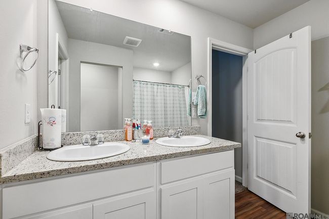 15915 Olive Grove Dr, House other with 3 bedrooms, 2 bathrooms and 2 parking in Zachary LA | Image 14