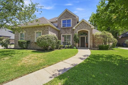 1207 Oak Creek Dr, Ennis, TX, 75119-2935 | Card Image