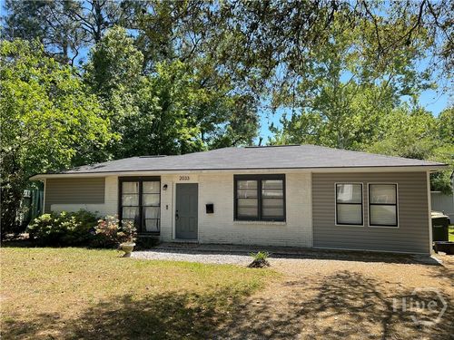 2033 E 41st St, Savannah, GA, 31404-3703 | Card Image