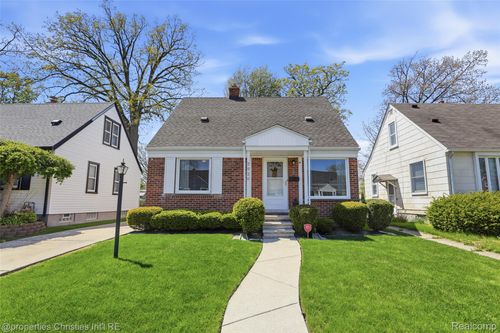 2920 Hubbard St, Dearborn, MI, 48124-3406 | Card Image