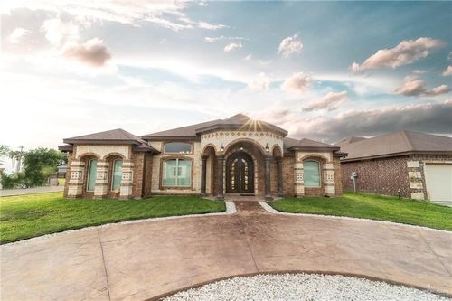 816 Samaria St, Weslaco, TX, 78596-0038 | Card Image