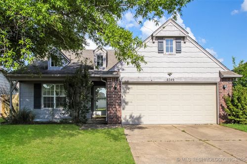 4249 205th East Ave, Broken Arrow, OK, 74014-1282 | Card Image