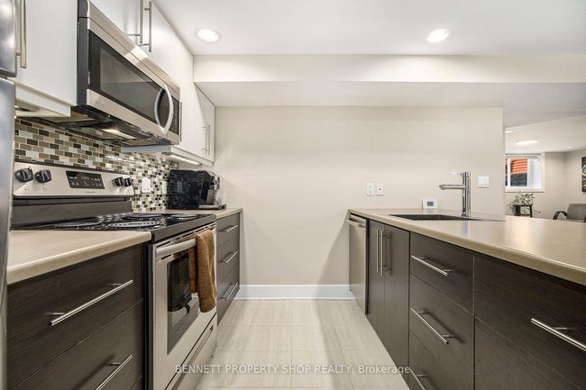 1476 Maxime St, House other with 3 bedrooms, 2 bathrooms and 11 parking in Gloucester ON | Image 21