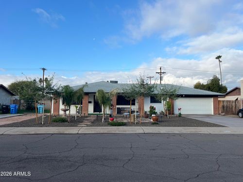 4814 N 62nd Dr, Phoenix, AZ, 85033-1726 | Card Image