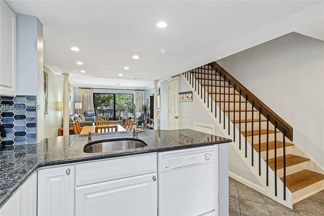 APT-54 - 26 S Forest Beach Dr, Condo with 2 bedrooms, 3 bathrooms and null parking in Hilton Head Island SC | Image 8