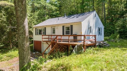 32 Shore Dr, Shutesbury, MA, 01072-9763 | Card Image