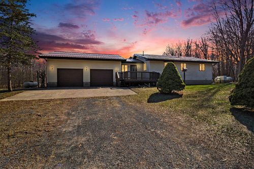 10103 W 40th St, Branch, MI, 49402-9464 | Card Image