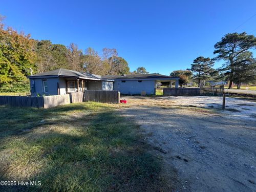 441 Wagon Ford Rd, Beulaville, NC, 28518-8661 | Card Image