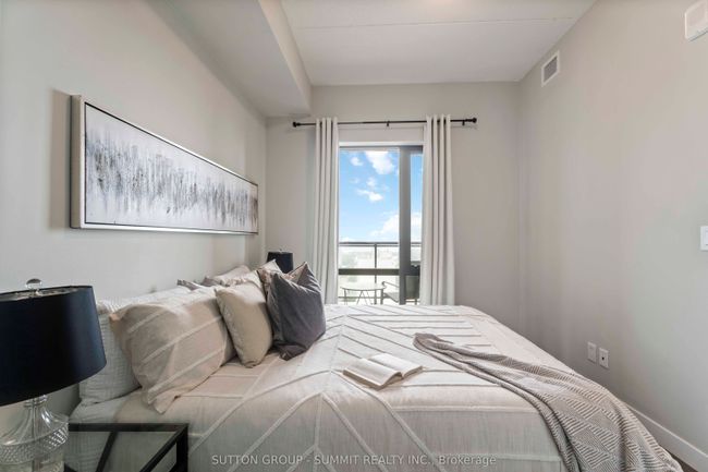 1709 - 15 Queen St S, Condo with 2 bedrooms, 2 bathrooms and 1 parking in Hamilton ON | Image 20