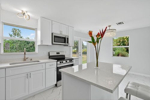 10547 150th Ct N, Jupiter, FL, 33478-6861 | Card Image