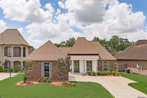40285 Buchanan Ct, Prairieville, LA, 70769-5424 | Card Image
