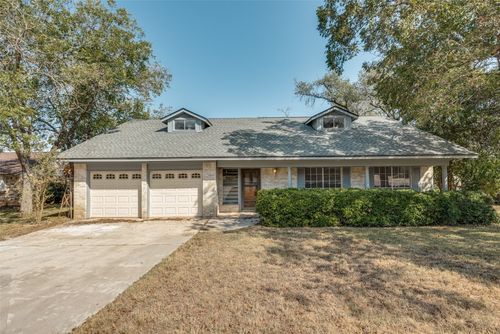 116 Ridge Oak Dr, Georgetown, TX, 78628-7613 | Card Image