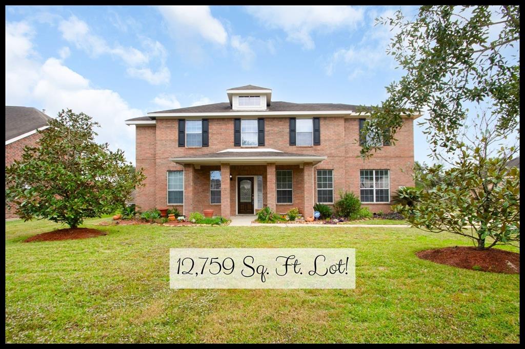 Canyon Bluff Ln, Rosharon, TX 77583