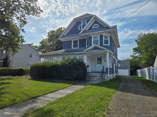 302 Locust Avenue, Hempstead, NY, 11520 | Card Image