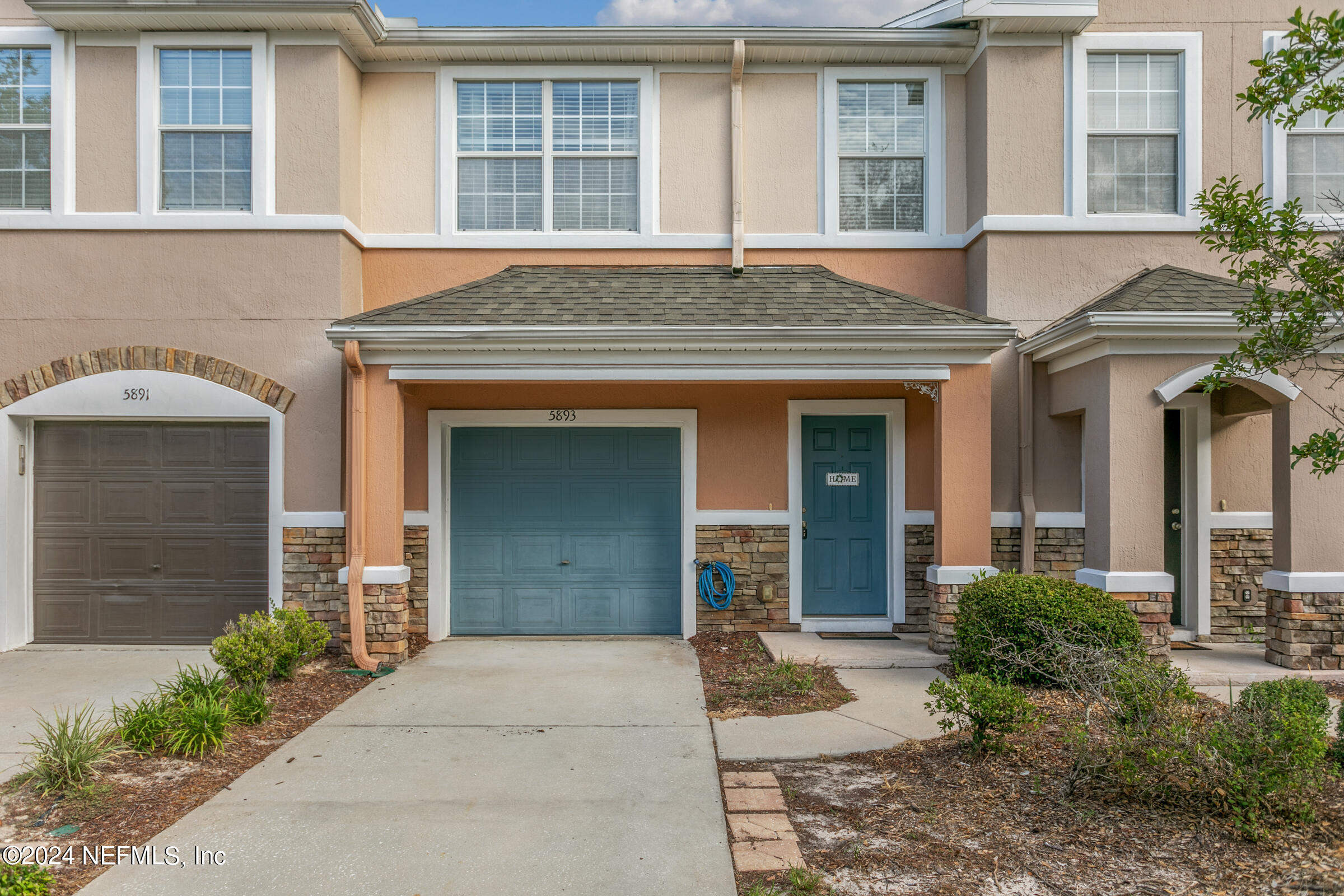 Parkstone Crossing Dr, Jacksonville, FL 32258