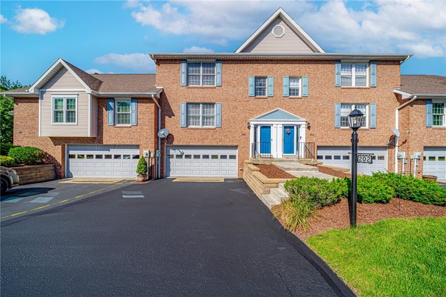 202 Apple Blossom Ct, Condo with 2 bedrooms, 3 bathrooms and 2 parking in Delmont PA | Image 26