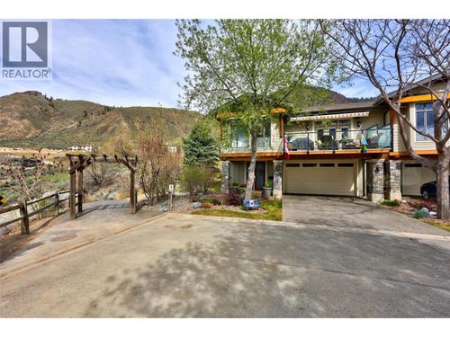 1590 Golf Ridge Dr, Kamloops, BC, V2H0A5 | Card Image