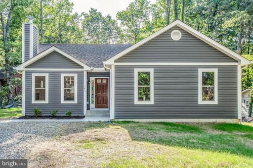 916 Lakeview Dr, COLONIAL BEACH, VA, 22443 | Card Image