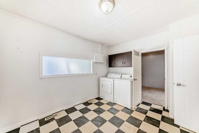 7614 24 Street Se, House other with 2 bedrooms, 1 bathrooms and 2 parking in Calgary AB | Image 11
