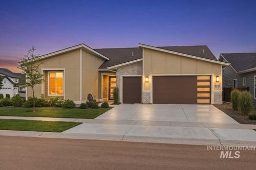 11765 S Integrity Ln, Kuna, ID, 83634-2597 | Card Image
