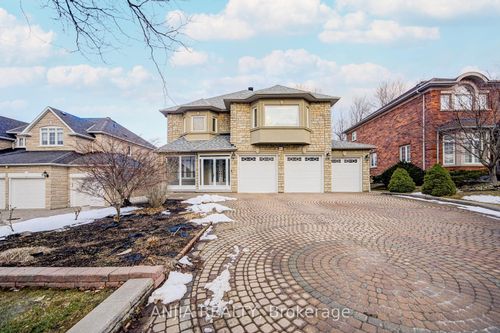 91 Reansbury Cres, Markham, ON, L6C1X6 | Card Image